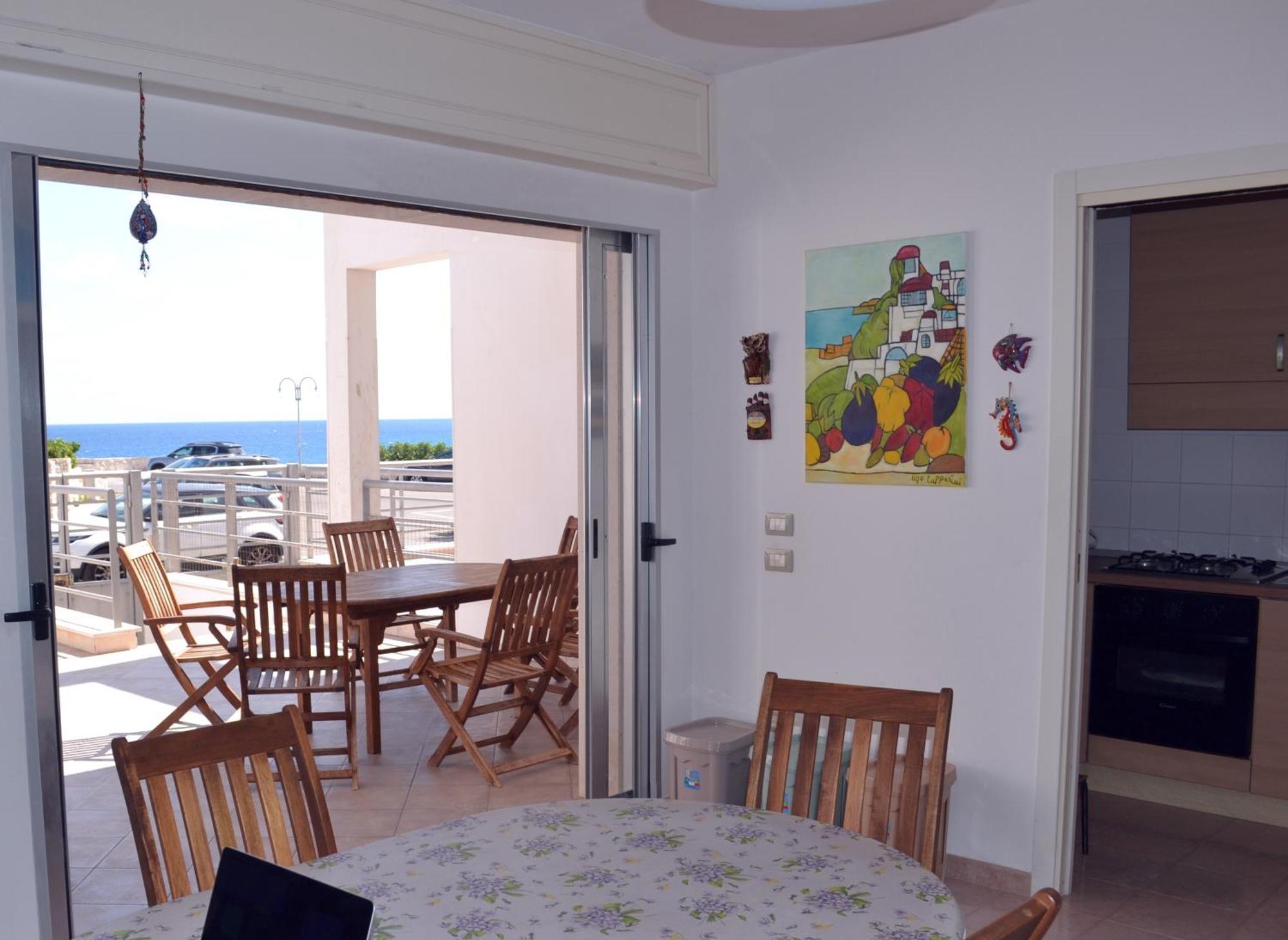 Villa Terrazza Sul Mare Torre dell'Orso Habitación foto